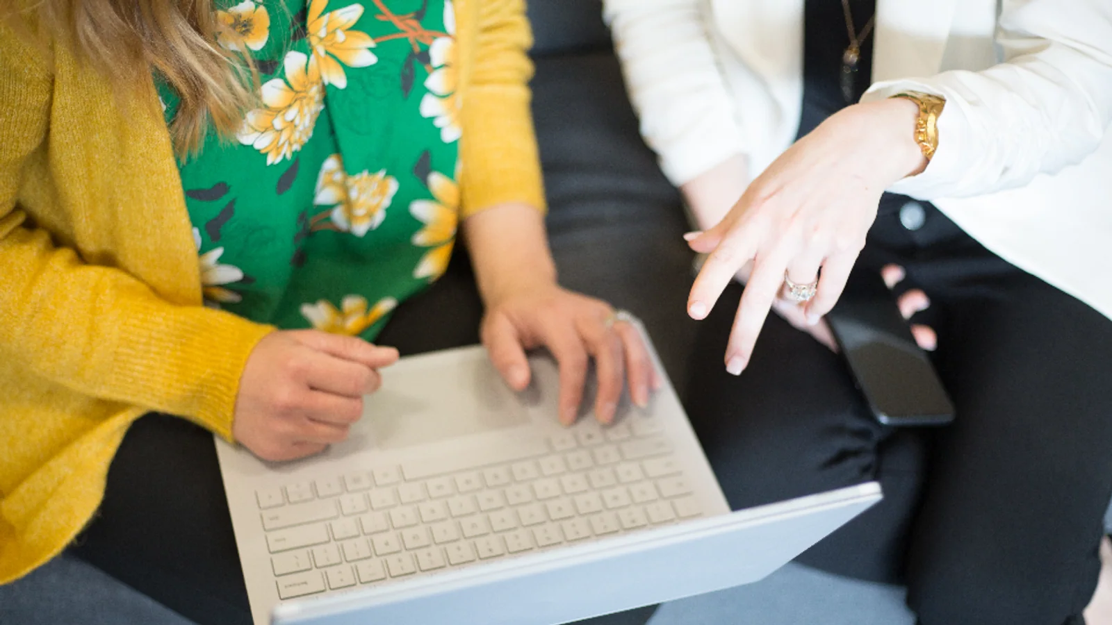 Automatiser sans remplacer l'humain : mode d'emploi